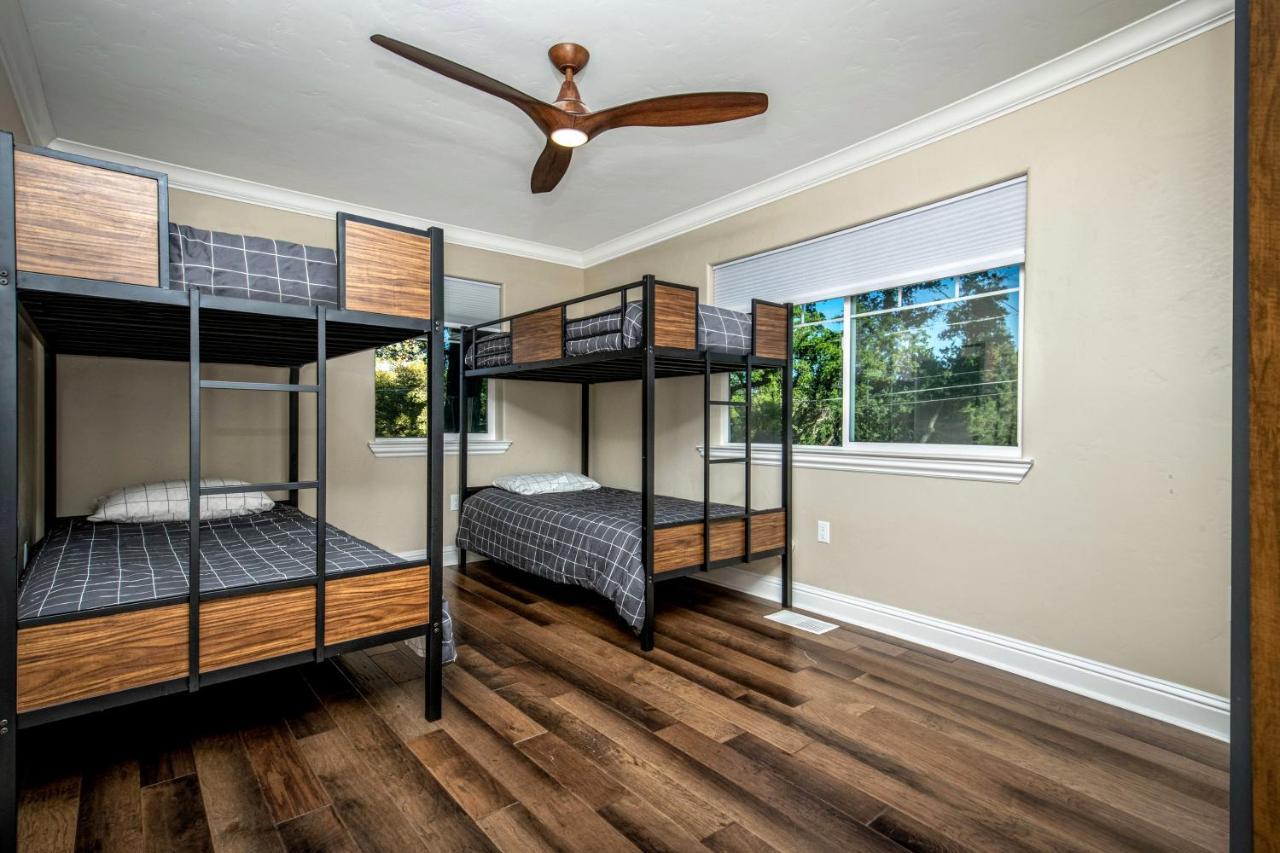 New Luxury Lake House In Pine Mountain Lake Close To Yosemite! Perfect For All Seasons! Great For Retreats, Getaways, Celebrations, And More! Groveland Bagian luar foto